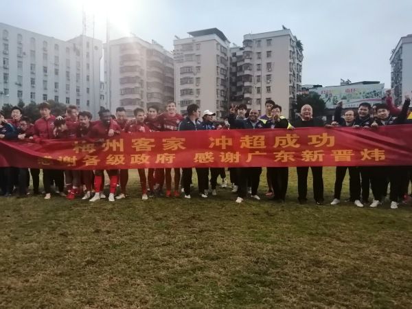 色男人色皇宫